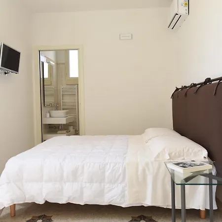 Bed and Breakfast Agora 3*