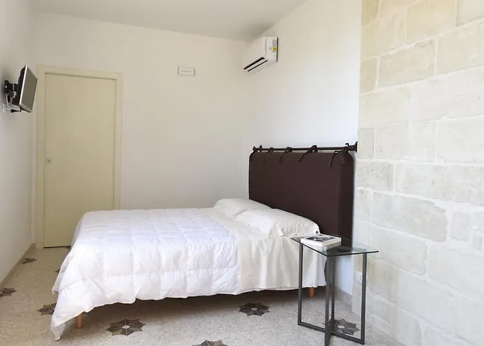 Agora ベッド・アンド・ブレックファスト