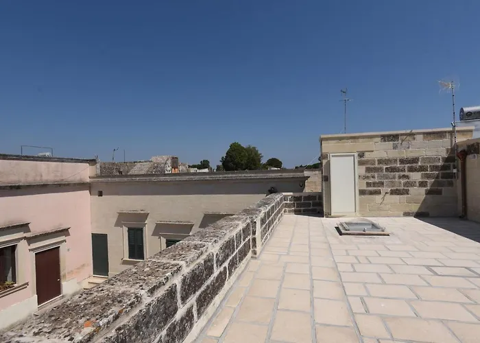 ベッド・アンド・ブレックファスト Agora